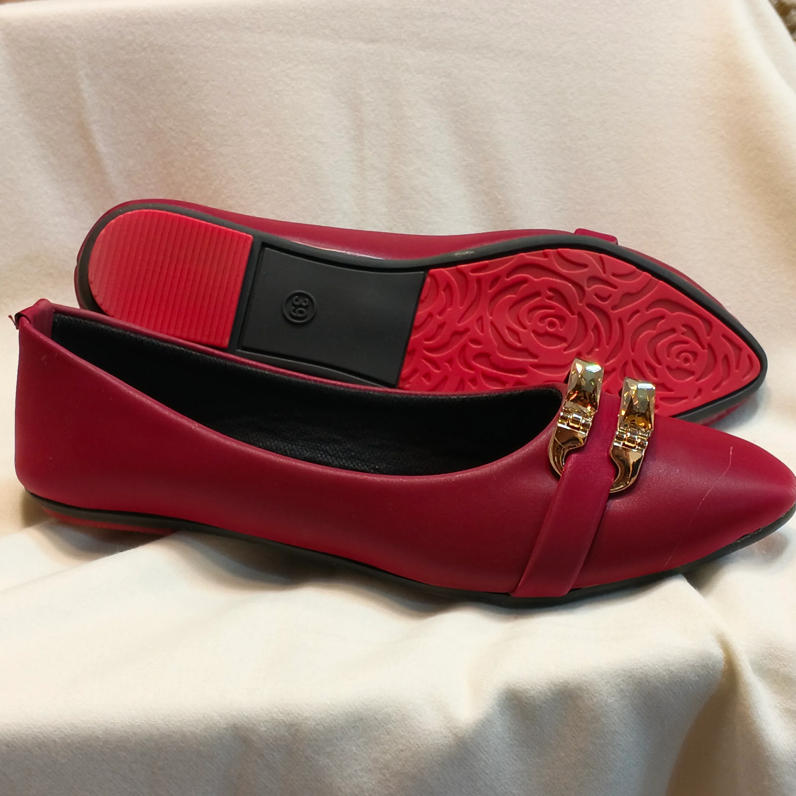 Classic Flat Pumps - Image 6