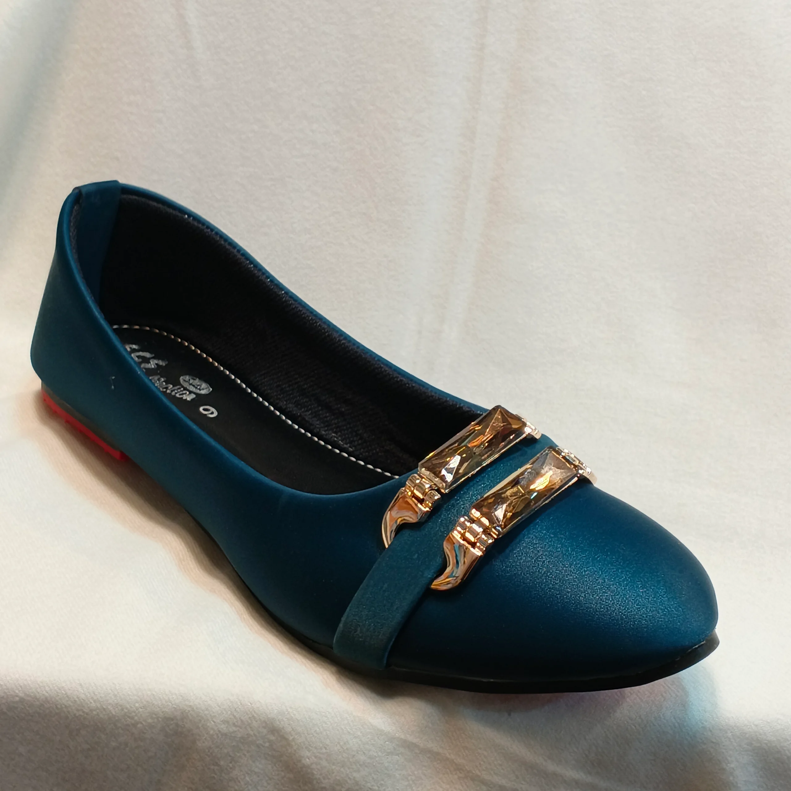 Classic Flat Pumps - Image 5